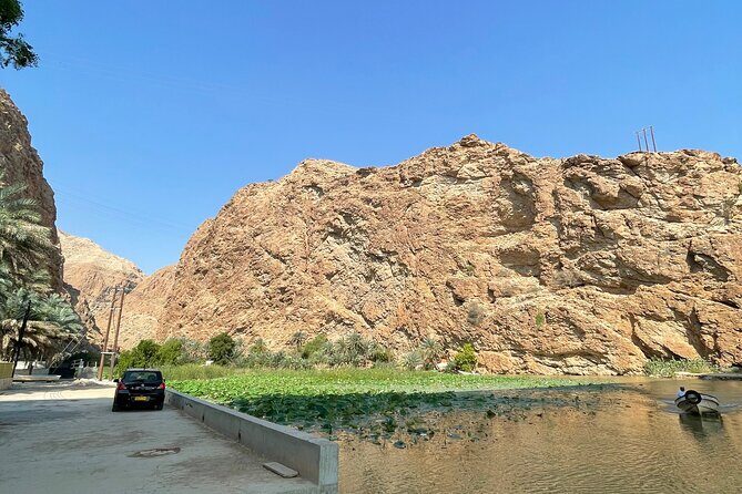 Full Day Private Tour to Wadi Shab and Bimmah Sinkhole - Authenticity and Trustworthiness