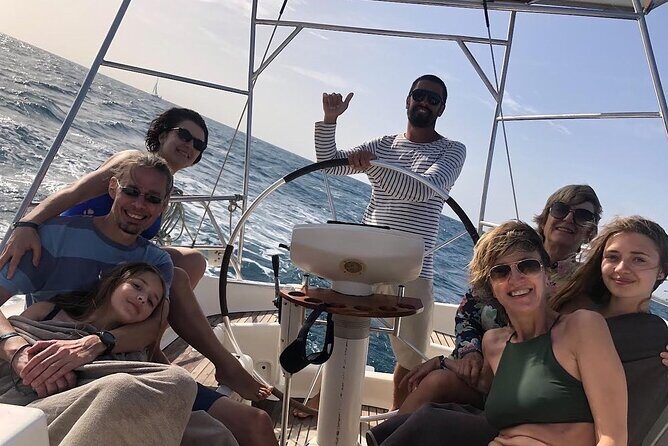 Full day Sailing yacht - Beautiful day on the Atlantic Ocean - FAQs