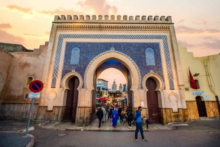Full-Day Shopping Tour in Fes Medina with a Local Guide - The Lunch Break and Cultural Stops