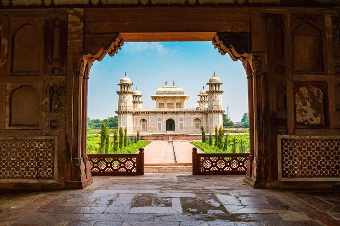 Full Day Taj Mahal, Agra Fort & Baby Taj Tour from Delhi by Car - Who Should Book This Tour?