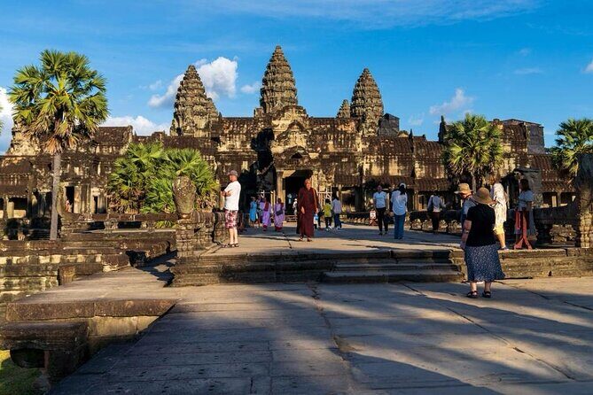 Full Day Tour Angkor Wat Sunrise and Siem Reap Temples - Who Should Consider This Tour