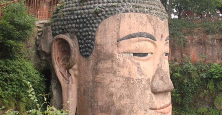 Full-Day Tour of Leshan's Giant Buddha from Chengdu - The Itinerary: Breaking Down the Day