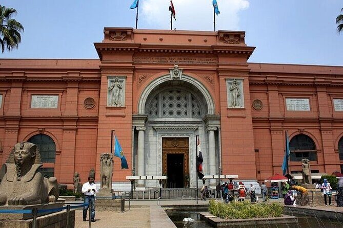 Full Day Tour to Cairo from Sharm El Sheikh By Bus all including - The Egyptian Museum: A Treasure Trove