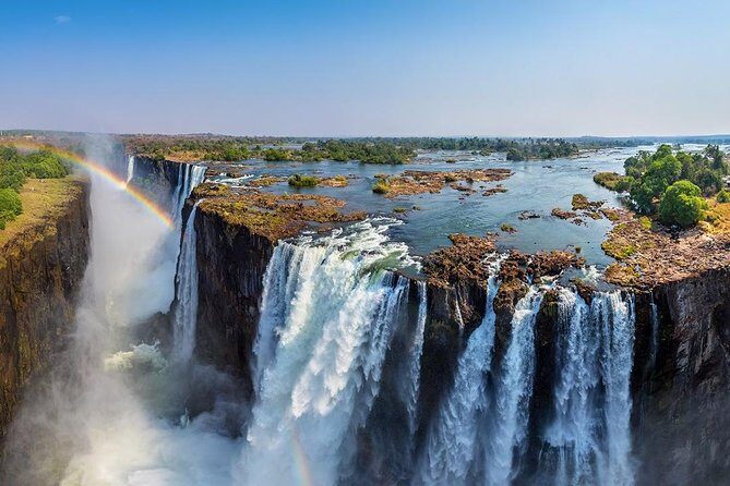 Full Day Victoria Falls incl lunch & Devils Pool 10h ZIMBABWEAN & ZAMBIAN SIDE - A Day at Victoria Falls: What You Can Expect
