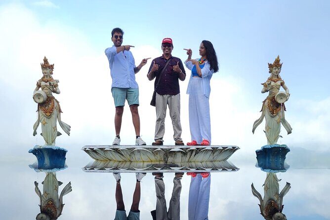 Gate of Heaven Tour With Guide : All-Inclusive Best Experience - Sidemen Valley: A Scenic Break