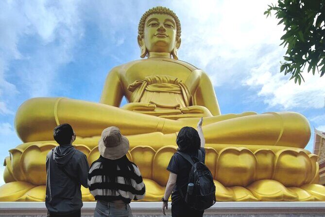 Giant Buddha and Bangkok Local Tour - Visiting Khlong Bang Luang Artist House