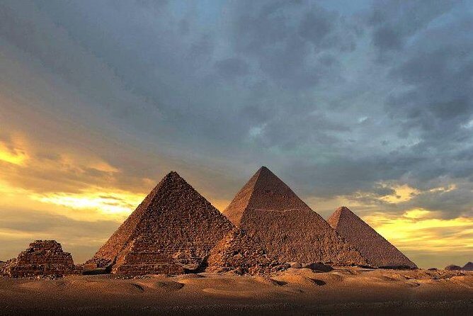 Giza pyramids and the Egyptian museum - The Review Highlights: Authentic Feedback