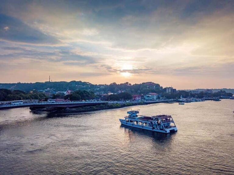Goa: Sunset Cruise with Live Music, Dance and Cruise Sailing - FAQ