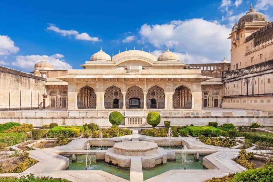 Golden Triangle Tour India - 5 Days Delhi, Agra and Jaipur - Day 1: Arrival in Delhi
