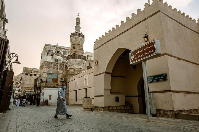 Guided Tour in Jeddah by local woman - Who Will Enjoy This Tour Most?