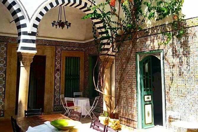 Guided tour in the UNESCO world heritage Medina of Tunis - The Experience: What Youll Actually Feel