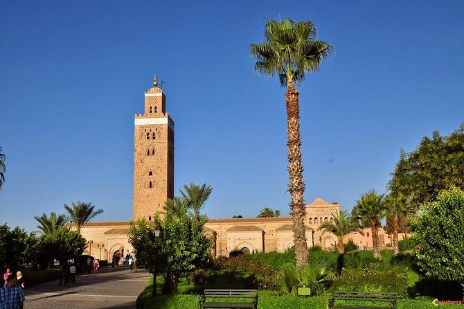 Guided Unveiling the Medina's Wonders of Marrakech - Bahia Palace: A Stunning Moorish Masterpiece