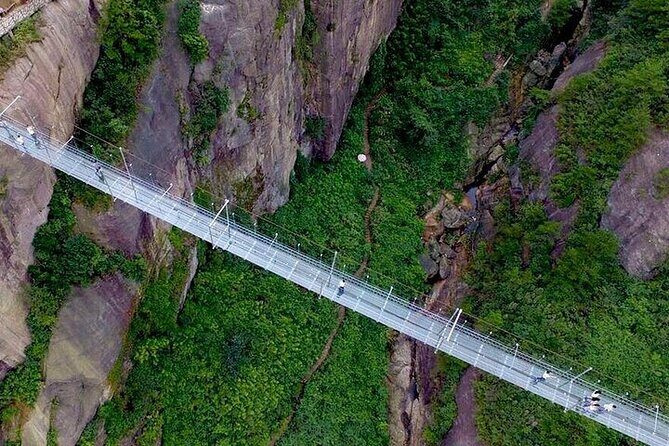 Gulong Gorge Skywalk Glass Bridge and Waterfall View Private Tour - Who Should Consider This Tour?