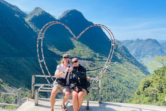 Ha Giang Loop 2Days 1Night Private Tour with English Guide - Who Should Consider This Tour