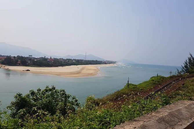 Hai Van Pass Motorbike Tour(2Days/1night) with Mister T EasyRider - What Makes This Tour Stand Out?
