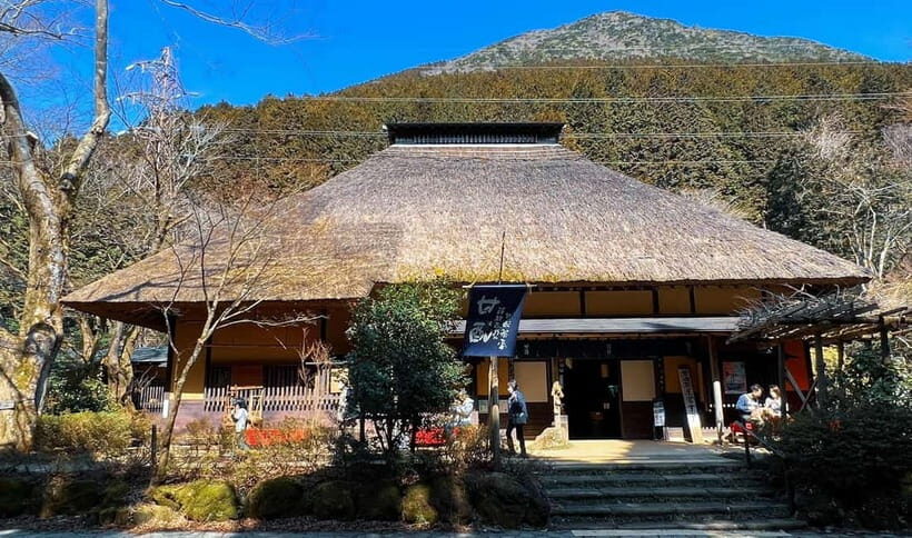 Hakone: enchanting Fujisan - A Scenic and Cultural Journey in Hakone