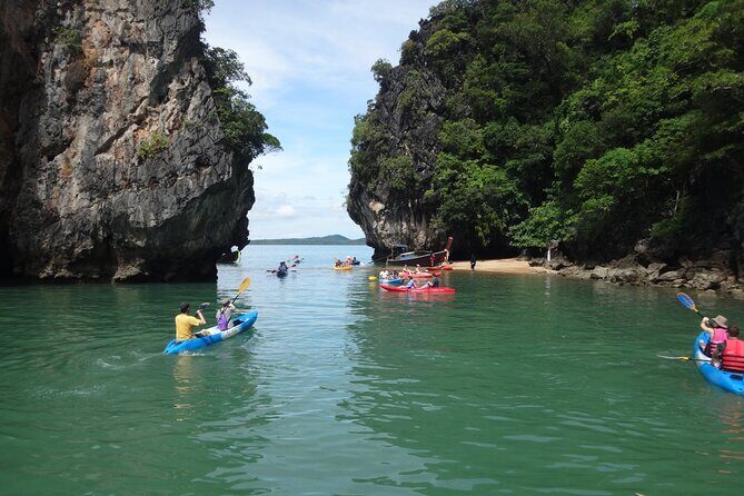 Half day 3 island, Kayaking (Talabeng Sea Cave) - What the Reviews Tell Us