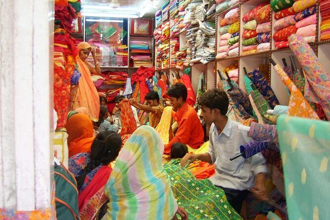 Half Day Delhi Shopping Tour With Shopping Consultant - Practical details and tips for travelers
