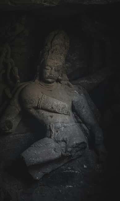 Half-Day Elephanta Caves Tour with Ferry Ride from Mumbai - The Journey to the Elephanta Caves: What to Expect
