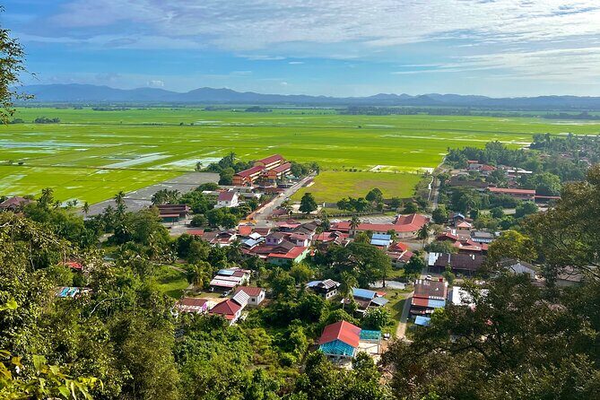 Half Day Guided Multi-Pitch Climbing in Gunung Keriang - The Value of the Experience
