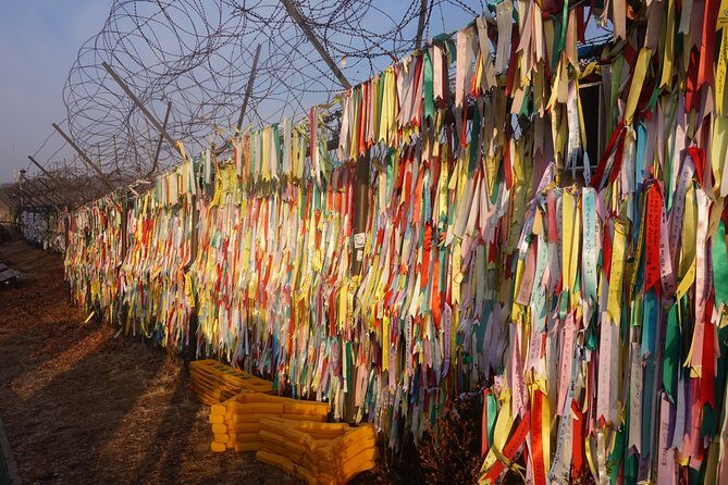 Half Day Korea DMZ Tour (hotel pick up) / opt: suspension bridge - The Guide and Overall Experience