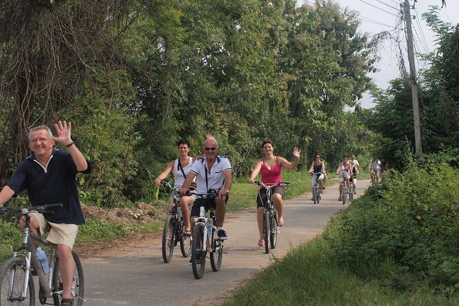 Half-Day Lanna Countryside Cycling Tour in Chiang Mai - Analyzing the Value and Practicalities