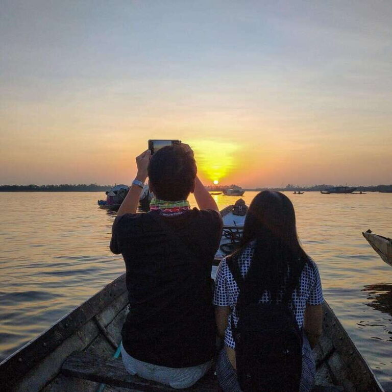 Half-day Tam Giang Lagoon Adventure And Fishermans Feast - Exploring Tam Giang Lagoon: A Photographer’s Paradise