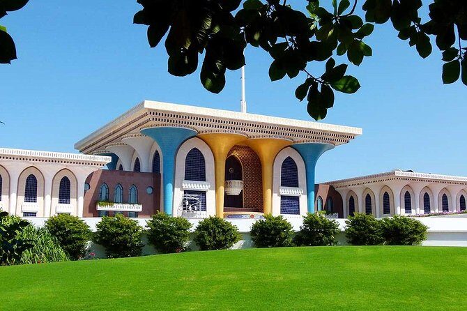Half Day Tour in Muscat (except on Friday) - The Practical Details: Transportation and Group Size