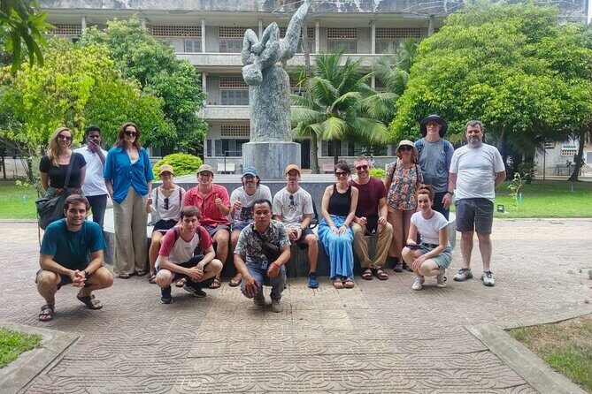 Half-Day Tour of the Killing Field and S21 - What Makes This Tour Stand Out