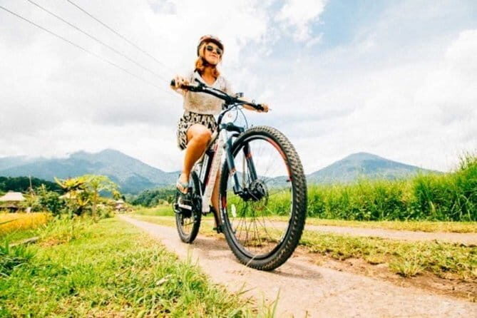 Halo Bike Cycling Tour Downhill - Authenticity and Travel Quality