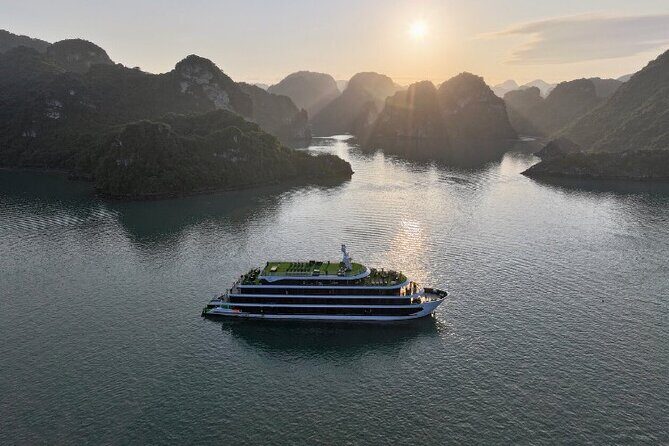 Halong Bay 2D1N Cruise multi options, transfer, swim and kayaking - An In-Depth Look at the Itinerary