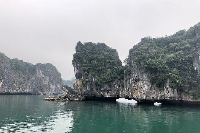Halong Bay and Lan Ha Bay from Cat Ba Island: Cruise and Kayak Tour - Authentic Experiences and Tips
