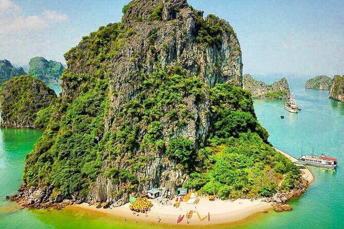 Halong Bay Cruise 3D2N - Kayaking Explorer & Round-trip transfer from Hanoi - What Travelers Say
