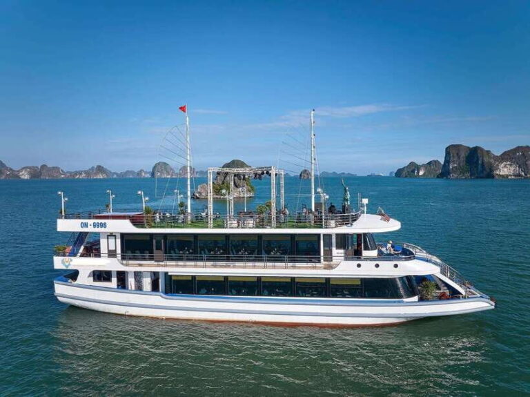 Halong Bay Luxury Cruise: Kayak&Swim,Cave, Party BEST SELLER - The Journey to Halong Bay: Expect Comfort and Scenic Views