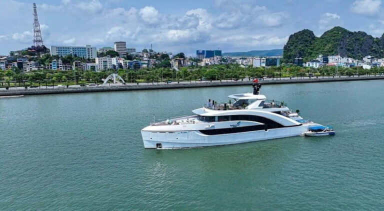 Halong Bay Saquila Yacht discover Sung Sot Cave,Titop Island - What to Expect: Practical Details & Tips