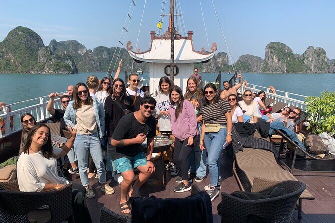 Halong Royal Palace Cruise 2 days - The Experience Level of the Tour