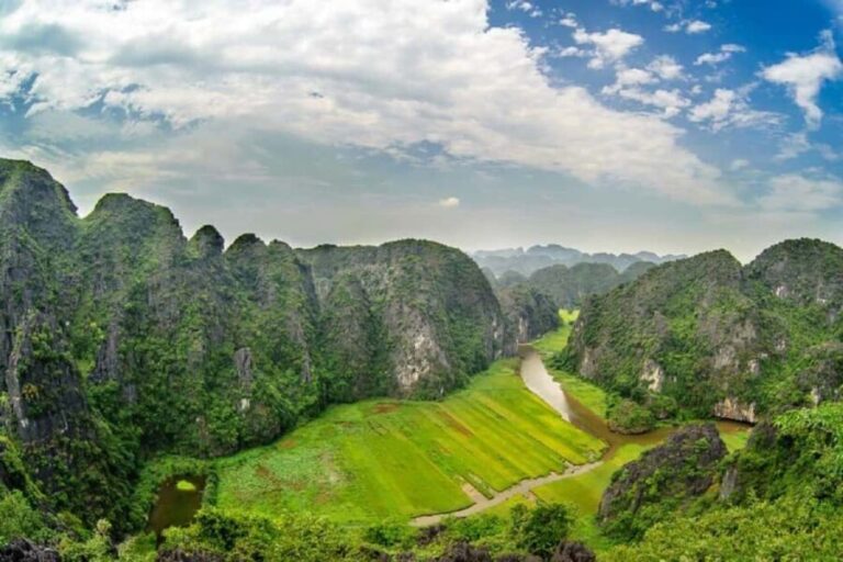 Hanoi: 1-Day Ninh Binh, Bai Dinh - Trang An & Mua Caves - What the Tour Offers in Terms of Value