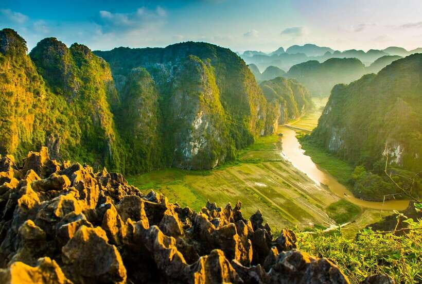 Hanoi: 2-Day Trang An, Tam Coc, Mua Caves, Hoa Lu, Bai Dinh - Practicalities and Considerations