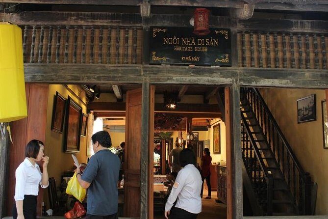 HANOI CULTURAL DISCOVERY TOUR ( "5 in 1" 4 hours - Special Package!) - The Experience from Traveler Feedback