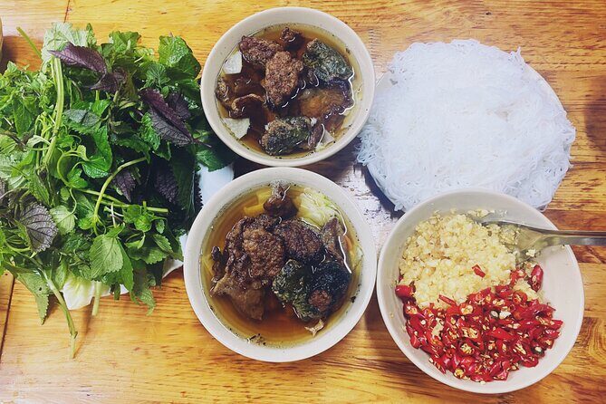 Hanoi food tour-Local street food tour (food&guide included) - An In-Depth Look at the Hanoi Food Tour Experience