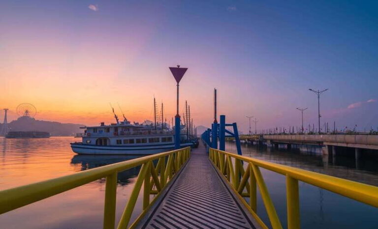 Hanoi: Halong & Lan Ha Bay Cruise with Limousine Transfer - Why This Tour Works Well