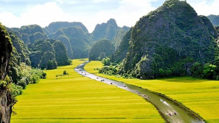 Hanoi: Hoa Lu, Tam Coc, Mua Caves Full - Day Trip - Authentic Experiences and Highlights