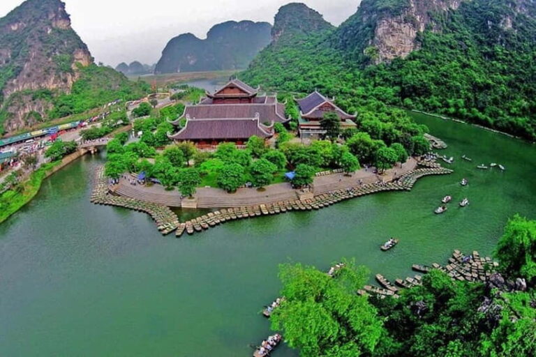 Hanoi: Ninh BinhHoa Lu or Bai Dinh, Trang An Boat &Mua Cave - Cruising Through the Limestone Landscape at Trang An