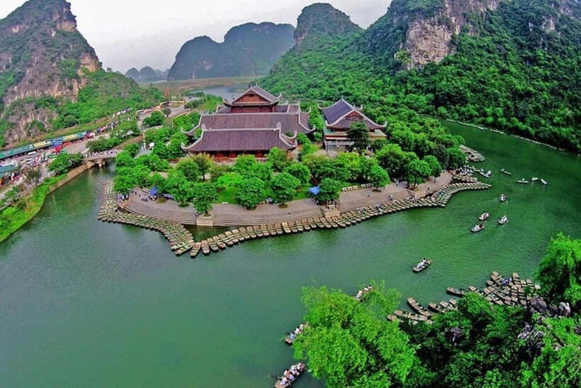 Hanoi: Ninh BinhHoa Lu or Bai Dinh, Trang An Boat &Mua Cave - Cruising Through the Limestone Landscape at Trang An