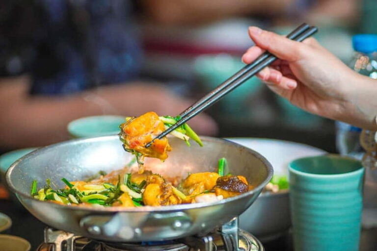 Hanoi: Old Quarter Evening Food Tour with Local Market Visit - The Value of This Food Tour