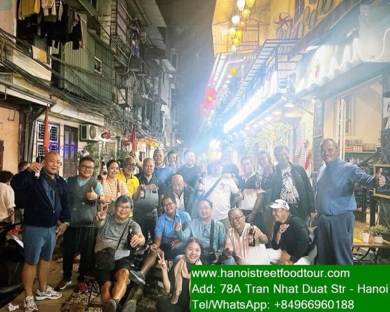 Hanoi Train Street +Best Street Food eating in old quarter - Exploring the Tour: What to Expect
