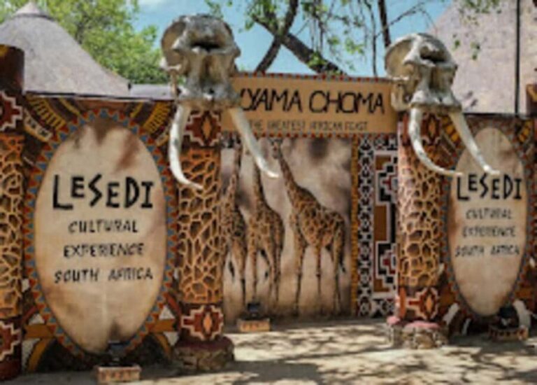 Hartbeespoort: Lesedi Village and Lion & Safari Park Tour - Wildlife Encounters at Lion & Safari Park