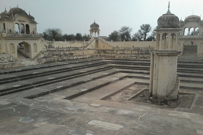 Haunted Place Bhangargh Fort And Abhaneri Step Well By Private Car Same Day Tour - The Practicalities: What to Expect