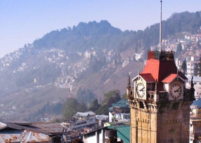 Heritage & Cultural Walk of Darjeeling (2 Hours Guided Tour) - Detailed Breakdown of the Experience