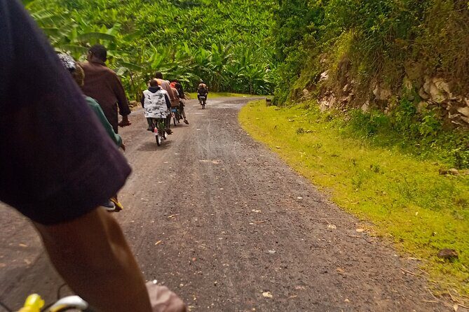 Hiking Binana Mountain & Waterfalls in Rwanda - What the Reviews Say